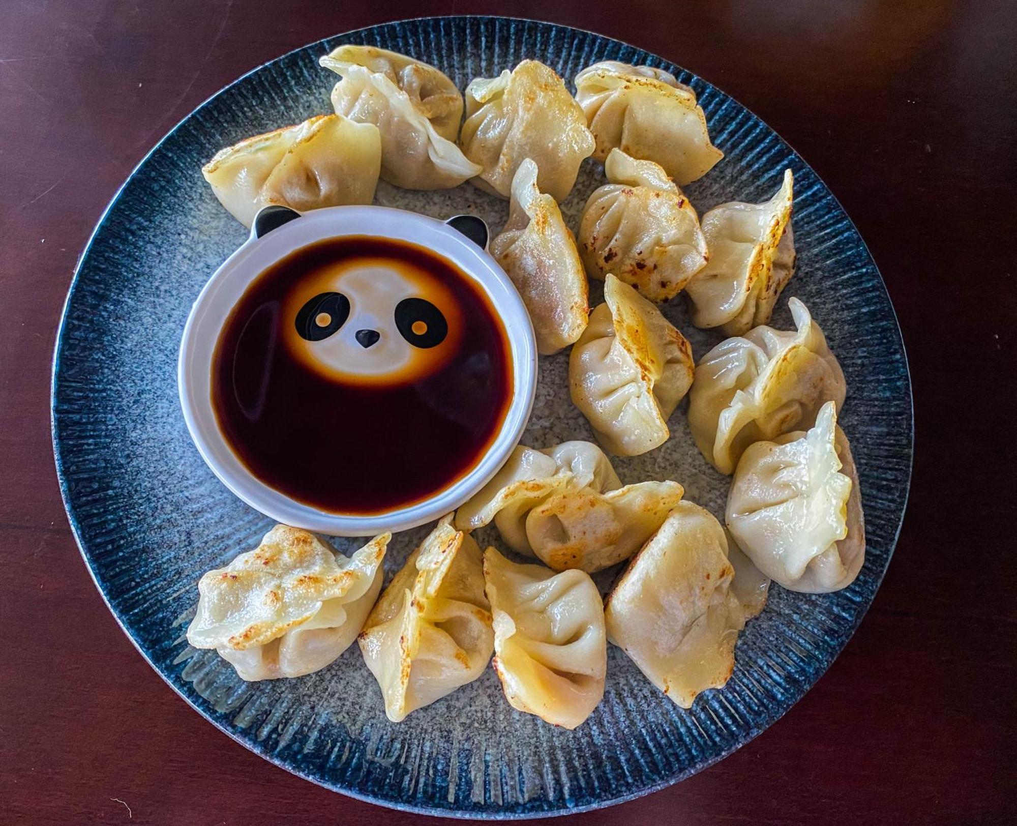 Sonderia Lazybones Hostel- Wenshu Temple Side, Chill Hostel With All-Day Brunch, Travel Agency In English & Local Bar Vibes צ'נגדו מראה חיצוני תמונה